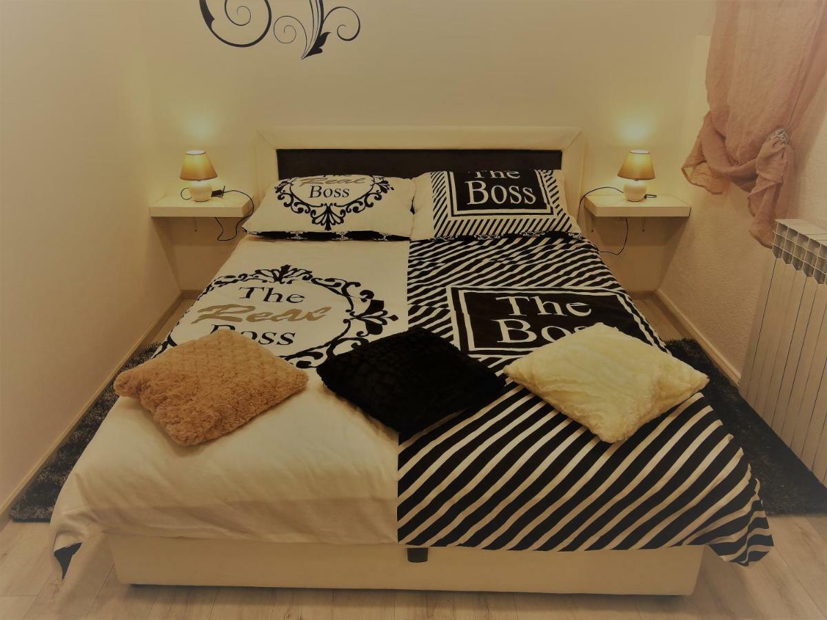 Sweet Dreams Apartment Βαράζντιν Εξωτερικό φωτογραφία